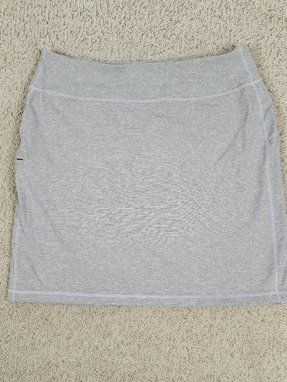 Duluth Trading Skort Skirt Womens L Pull On Gray Zip Pocket UPF Outdoor Hiking